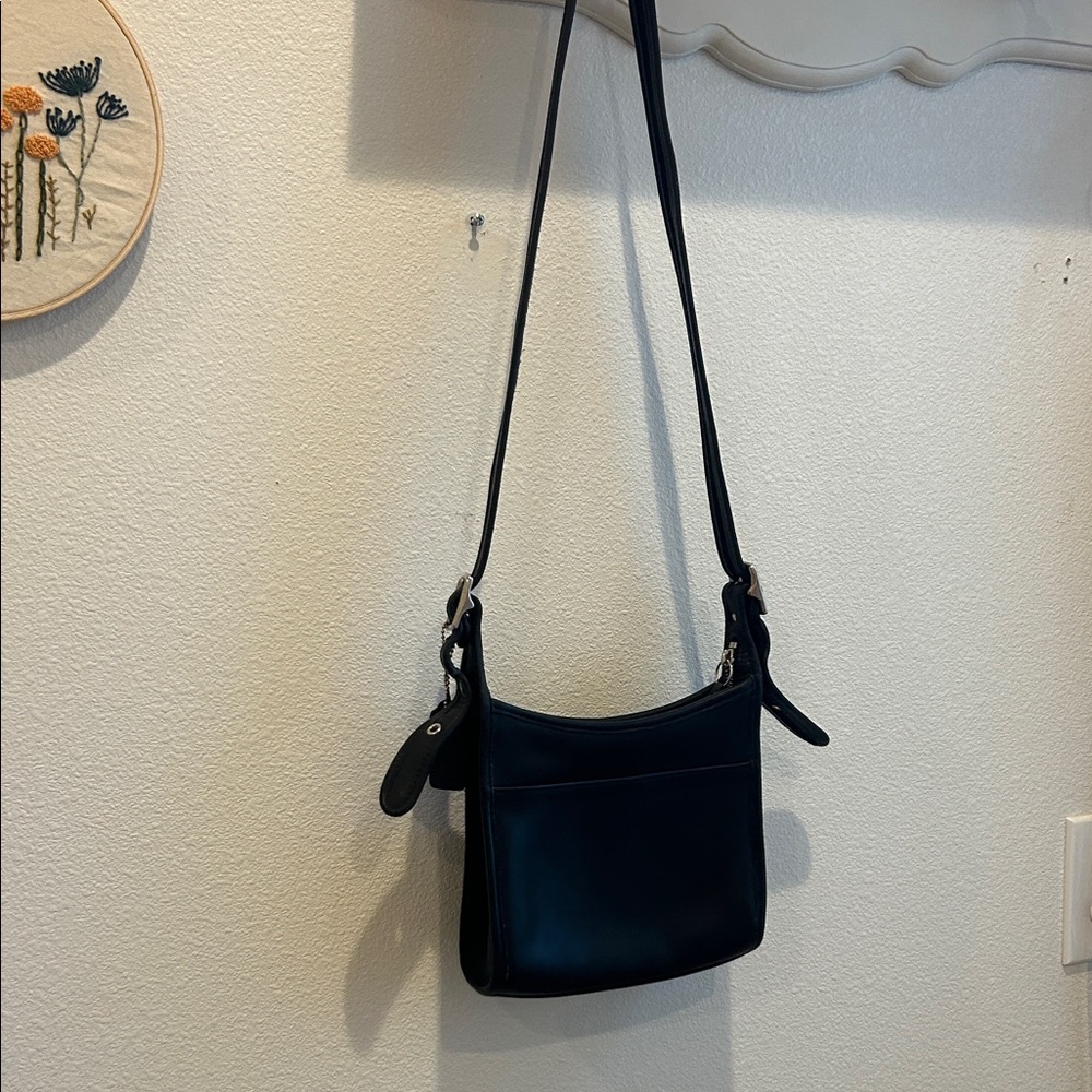 Coach Elegant Black Leather Crossbody Bag - Picture 2 of 9
